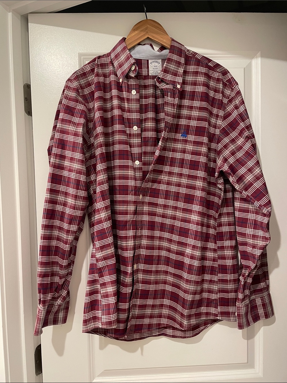Brooks Brothers Men’s Burgundy and White blue Plaid Button-Down Shirt large